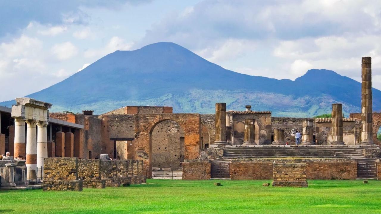 Raffy'S House Pompei Apartment สกาฟาติ ภายนอก รูปภาพ