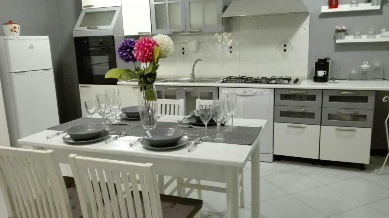Raffy'S House Pompei Apartment สกาฟาติ ภายนอก รูปภาพ